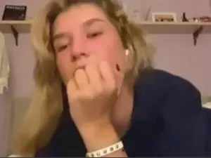 EdieBoccio  live sex cam