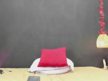 Luna_smit_  live sex cam