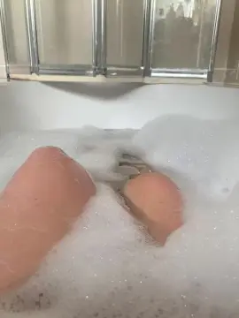Cherryontop_xo  live sex cam