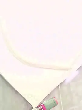 Snowbunnyy05  live sex cam