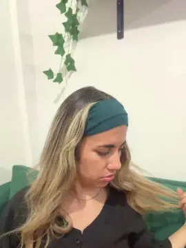 Hebedominatrix  live sex cam