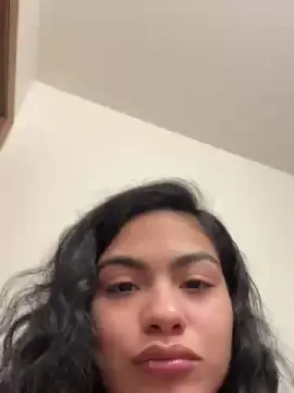 Pinkbows  live sex cam