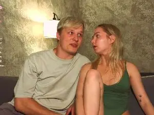 Rebecca_David  live sex cam