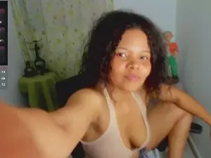Nicollecute  live sex cam