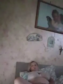 Selene77  live sex cam