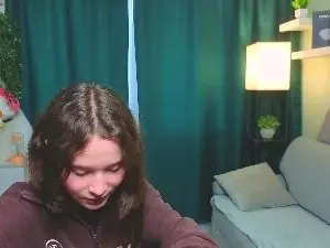 Tuttyfruitty  live sex cam