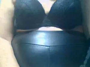 Curvy_women  live sex cam