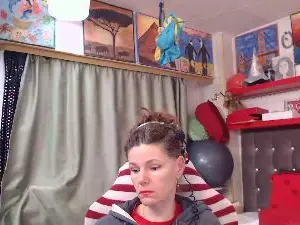 Kellynumber8  live sex cam