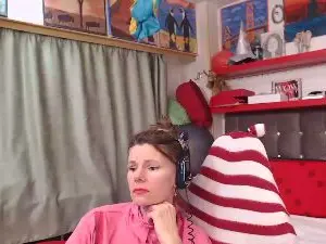 Kellynumber8  live sex cam