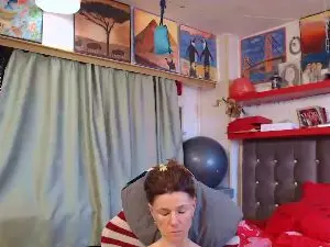 Kellynumber8  live sex cam