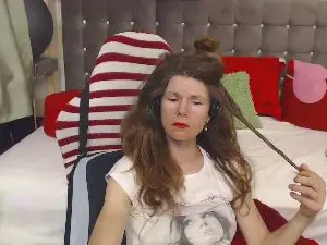 Kellynumber8  live sex cam