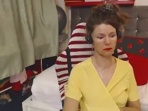 Kellynumber8  live sex cam