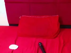 Bustylara97  live sex cam