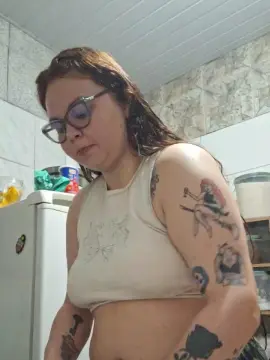 Hotjengg  live sex cam