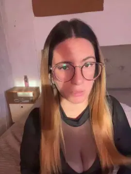 Minerva_ok  live sex cam