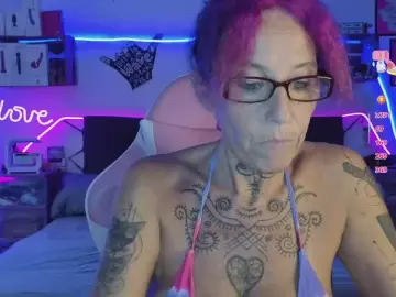 SelvaggiaCaribe  live sex cam