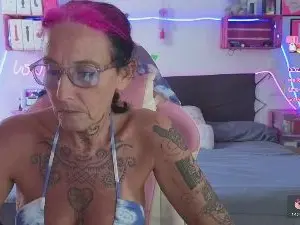 SelvaggiaCaribe  live sex cam