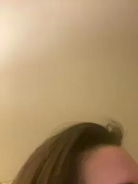 DHlou94  live sex cam