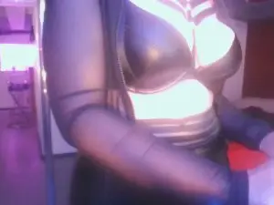 Exhibouplus  live sex cam