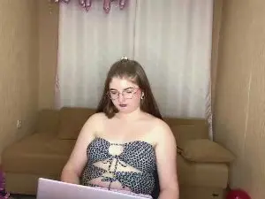 MistyVera  live sex cam