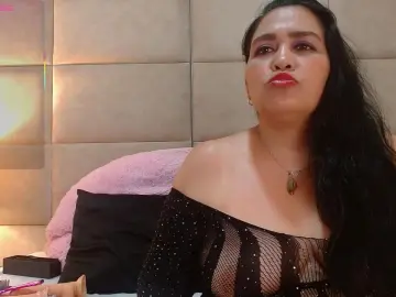 NoaMilf  live sex cam