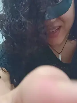 Thatycasadinha1  live sex cam