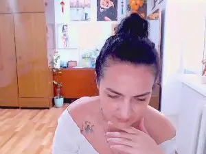 AngelOMoon  live sex cam