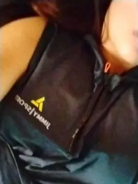 Miilabob  live sex cam