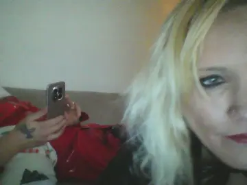 MysteryWijf  live sex cam