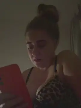 Lipshoney  live sex cam