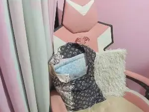 PinayFlavorAira  live sex cam