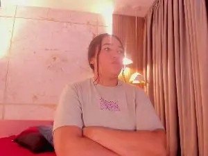 SelenaColeman  live sex cam