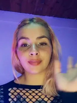 Caro_diamont  live sex cam
