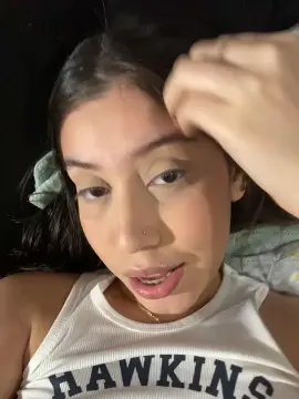 Skyless9  live sex cam