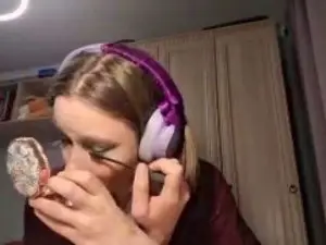 MarianaOkimoto  live sex cam