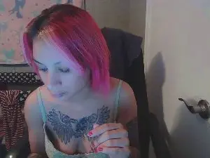 Tattedredd  live sex cam