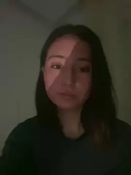 Kittygatita332  live sex cam
