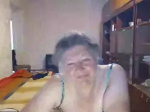 Lusia7772  live sex cam