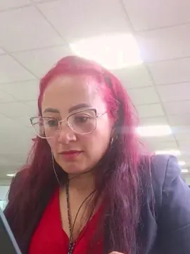 Nina499  live sex cam