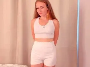 AntoniaBaro  live sex cam