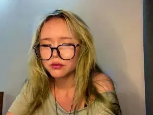 HuongZeimetz  live sex cam