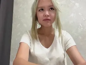HuongZeimetz  live sex cam