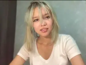 HuongZeimetz  live sex cam