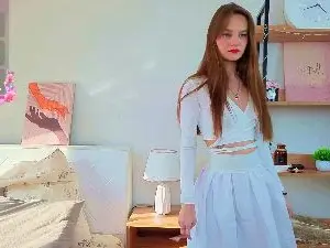 LydiaBlyth  live sex cam