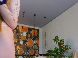 Gloryahall  live sex cam