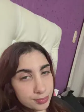 Marverde22  live sex cam