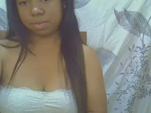 Sandrah35  live sex cam