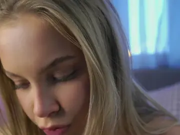 DominoDarnell  live sex cam