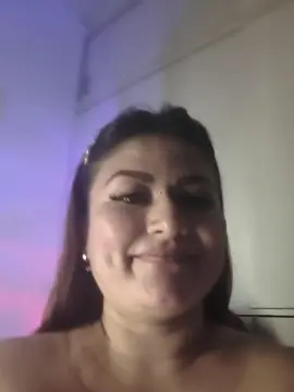 Karolay_rose  live sex cam