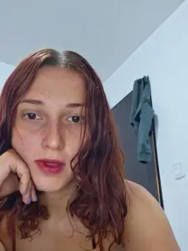 Haily_44  live sex cam